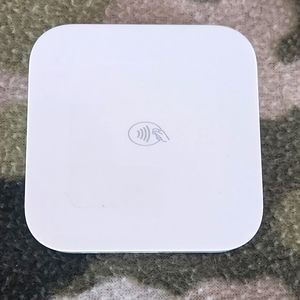 Square Contactless and Chip Card Reader